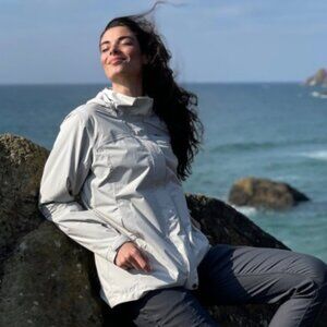 REI  Women’s Co-op Ranier Rain Jacket Peak 2.5 L - Waterproof - Gray - Size XL